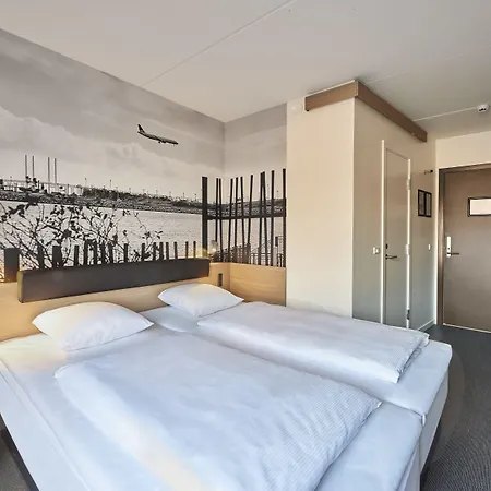 Hotel Four Points Flex By Sheraton Copenhagen Airport 3*