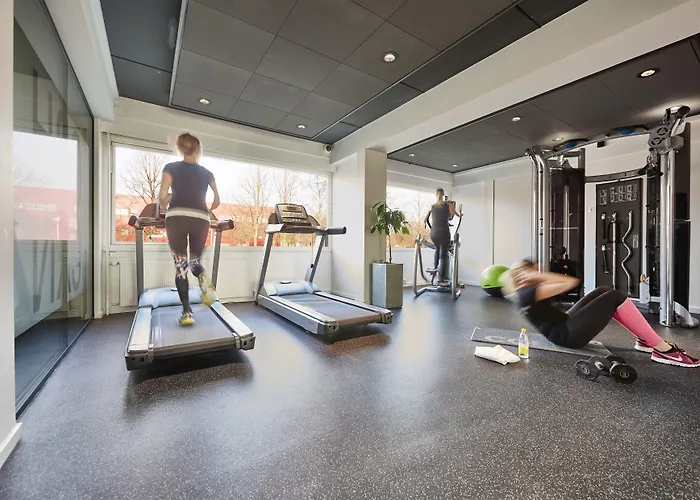 Отель Four Points Flex By Sheraton Copenhagen Airport 3*